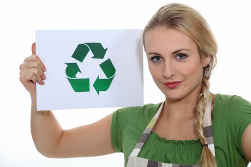Choosing the right waste removal service for business
